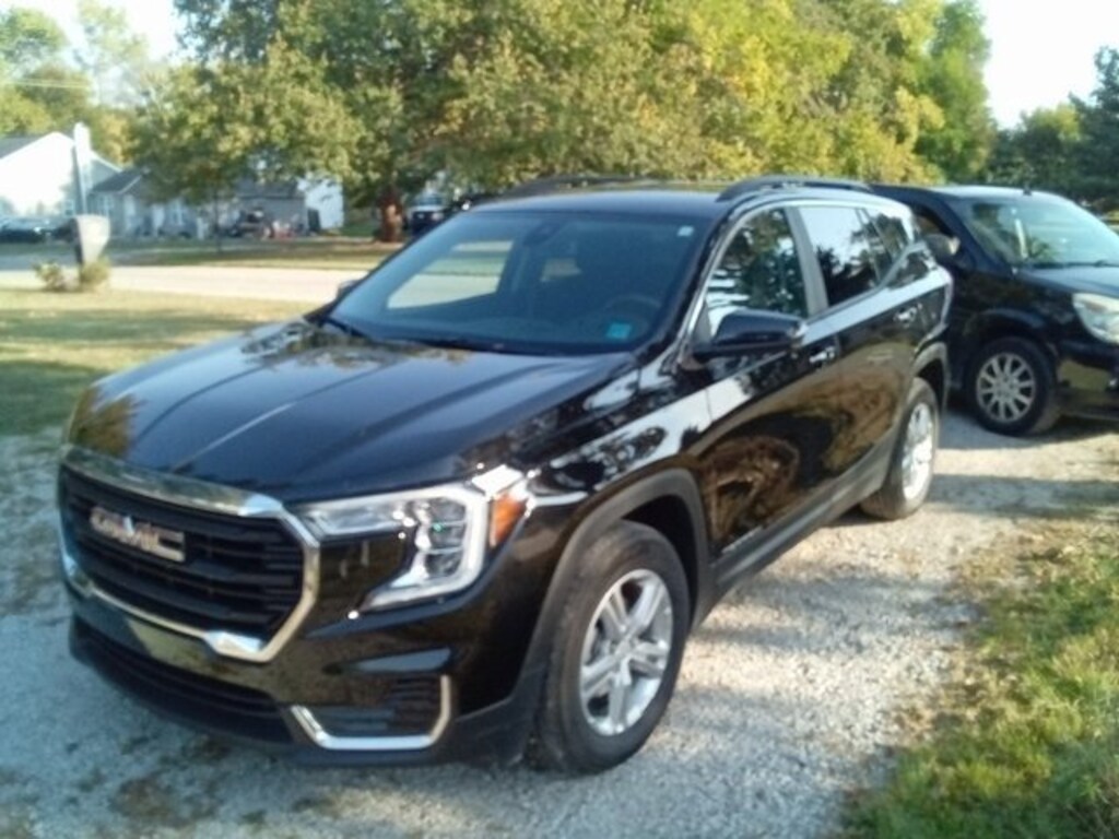 Used 2024 GMC Terrain SLE SUV