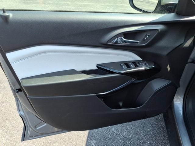 2026 Chevrolet Trax LT - Photo 10