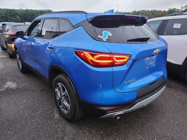 2024 Chevrolet Blazer 2LT photo 2