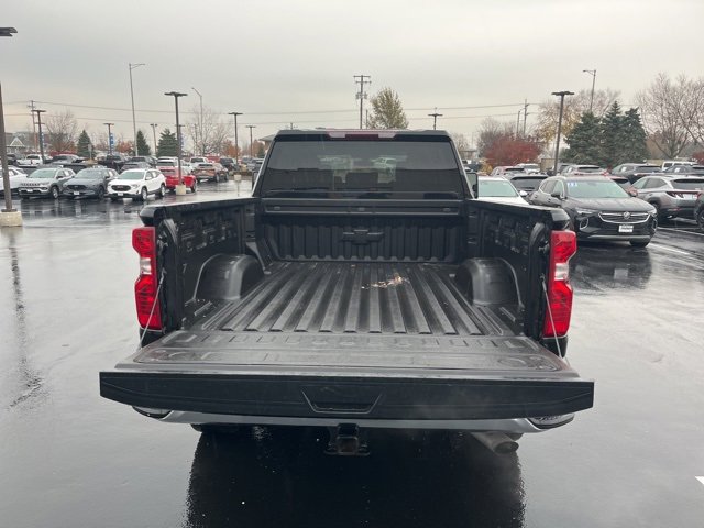 2023 Chevrolet Silverado 2500HD LT photo 3