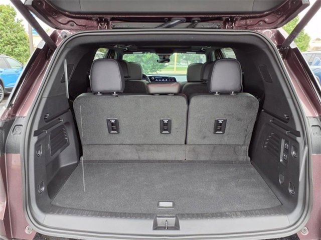 2025 Chevrolet Traverse RS photo 4