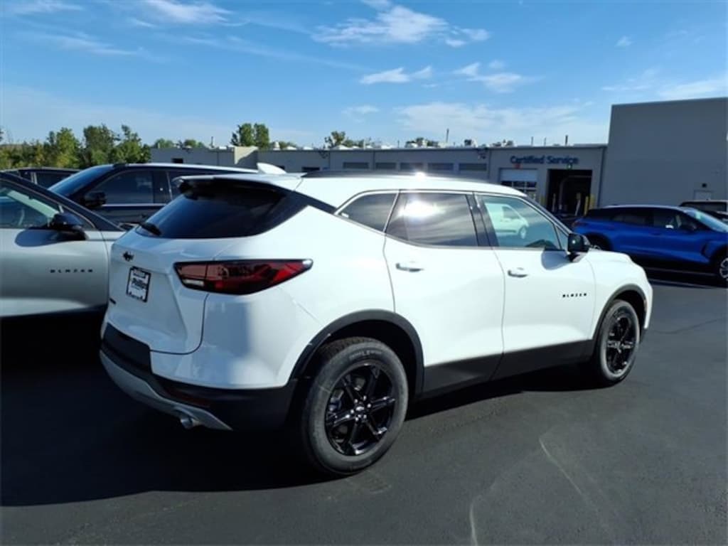 New 2025 Chevrolet Blazer 2LT SUV