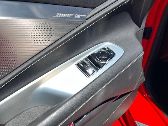 2020 Chevrolet Corvette 2LT - Photo 11