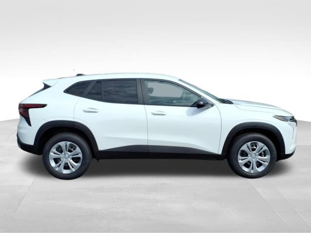 New 2026 Chevrolet Trax LS SUV