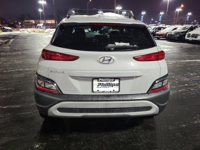 2023 Hyundai Kona SEL photo 3