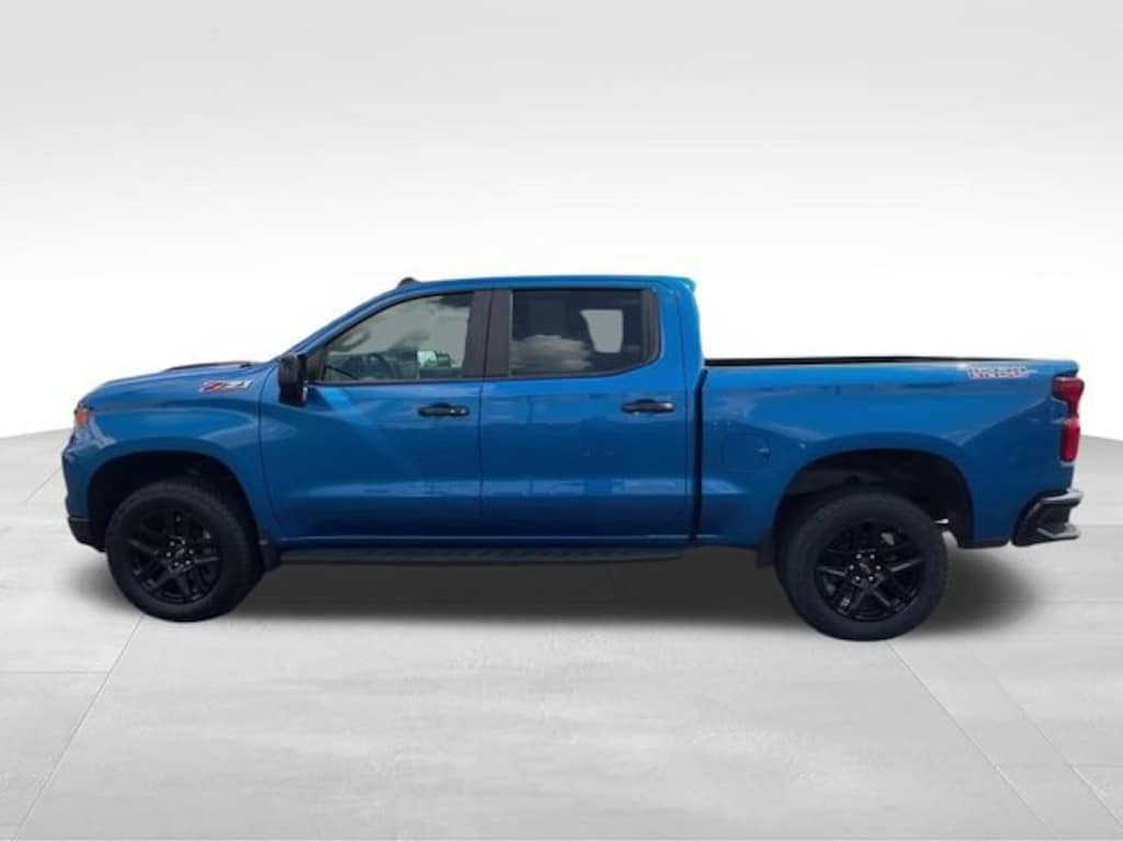 Used 2023 Chevrolet Silverado 1500 LT Trail Boss Truck Crew Cab
