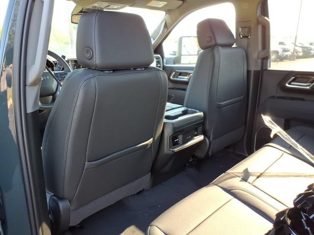 2026 Chevrolet Silverado 3500 HD LT - Photo 8