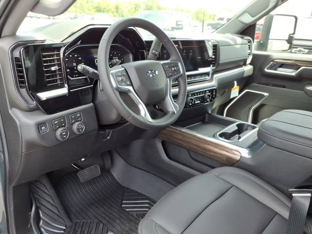 2026 Chevrolet Silverado 2500 HD LT - Photo 5