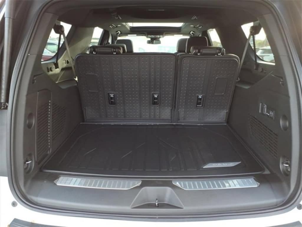 New 2026 Chevrolet Suburban Premier SUV