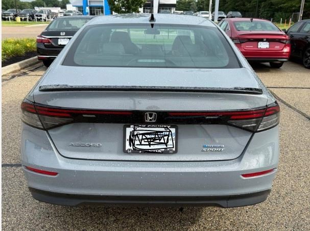 2025 Honda Accord Hybrid Sport photo 3