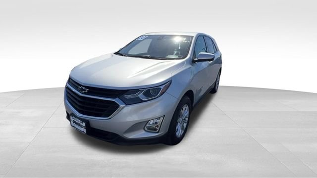 Used 2020 Chevrolet Equinox 2FL with VIN 3GNAXJEV2LS735111 for sale in Frankfort, IL