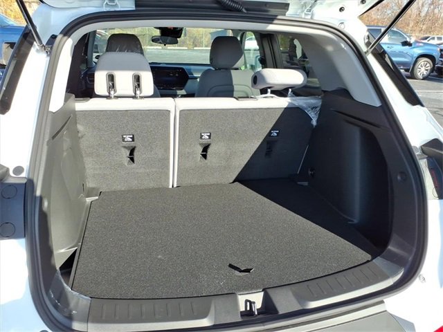 2026 Chevrolet Trailblazer LT photo 2