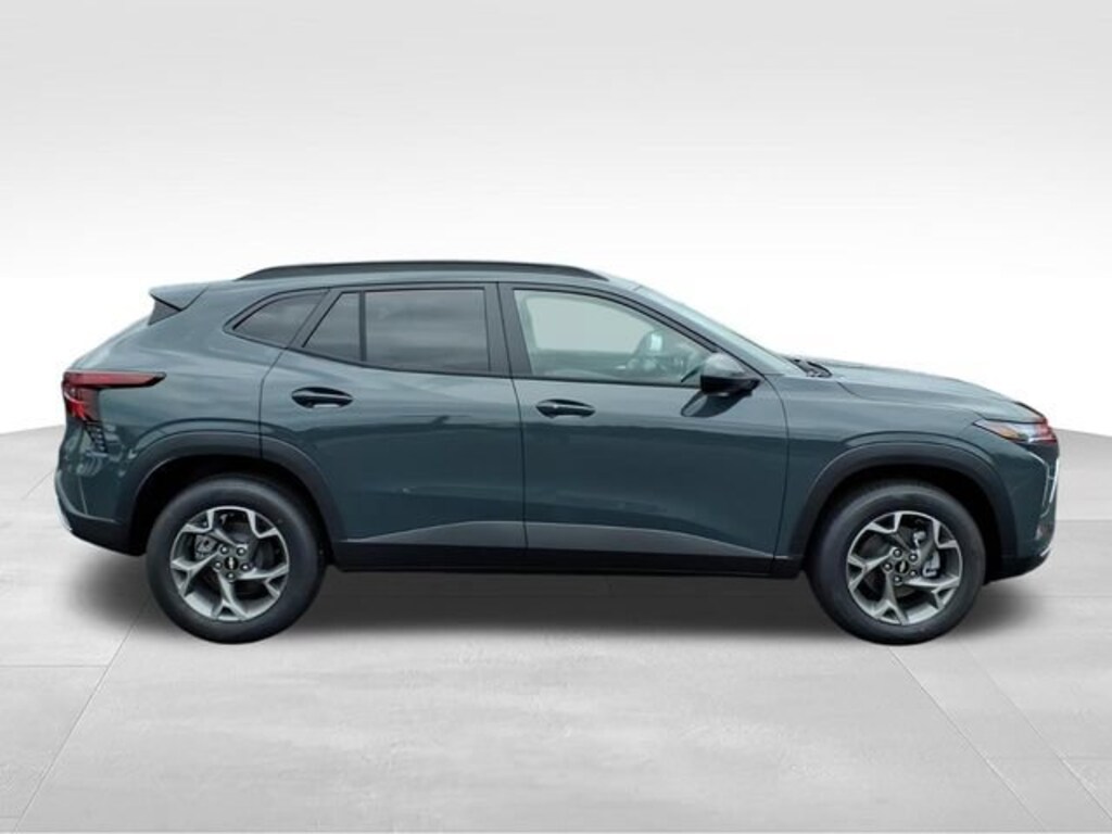 New 2026 Chevrolet Trax LT SUV