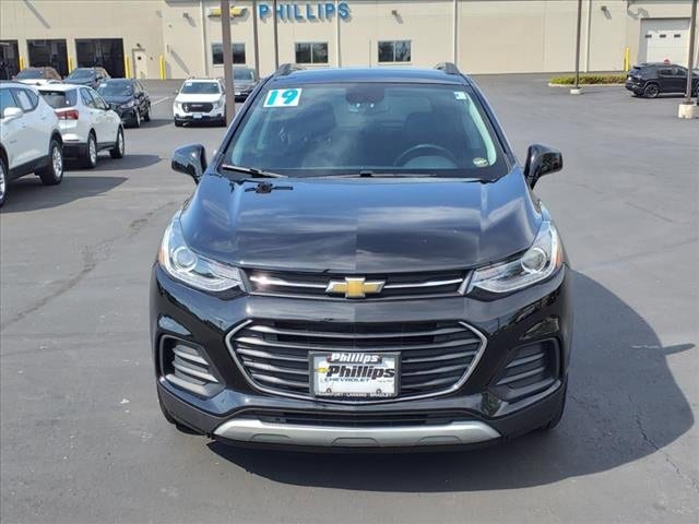 Certified 2019 Chevrolet Trax LT with VIN KL7CJLSB4KB820256 for sale in Frankfort, IL