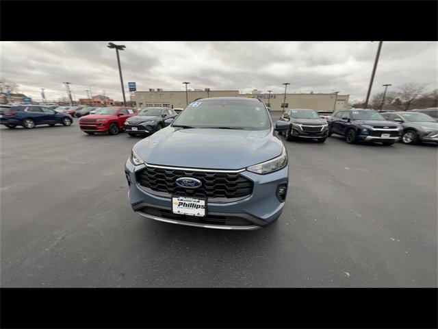 2025 Ford Escape ST-Line Select photo 2