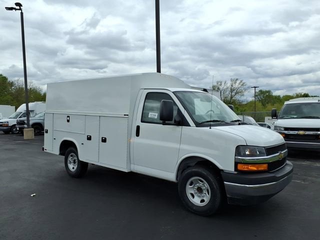 2026 Chevrolet Express 3500 139" WB's photo