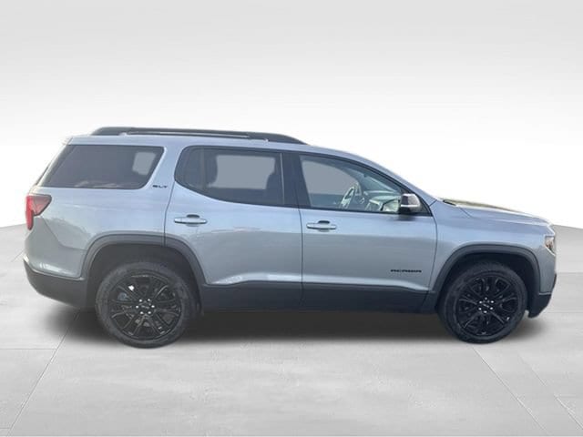 2023 GMC Acadia SLT - Photo 8
