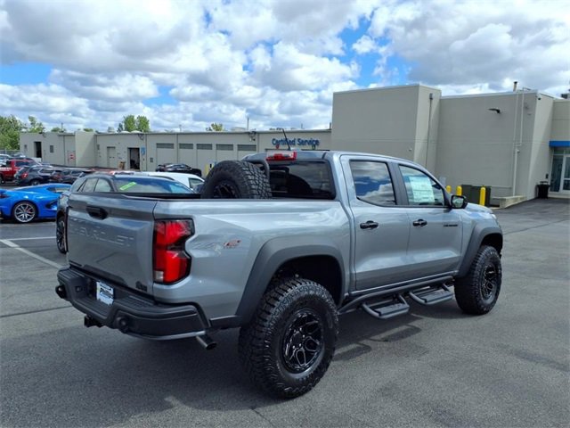 2026 Chevrolet Colorado ZR2 photo 3