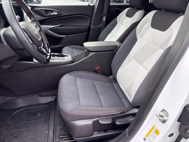 2024 Chevrolet Trax RS - Photo 9