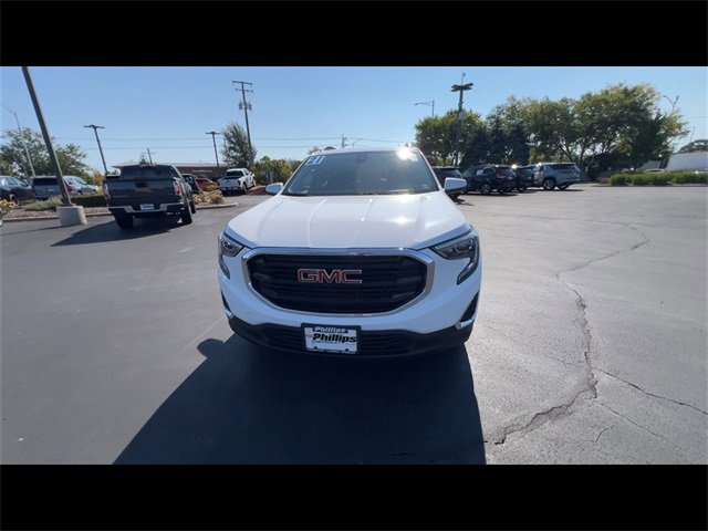 2021 Gmc Terrain SLE photo 3