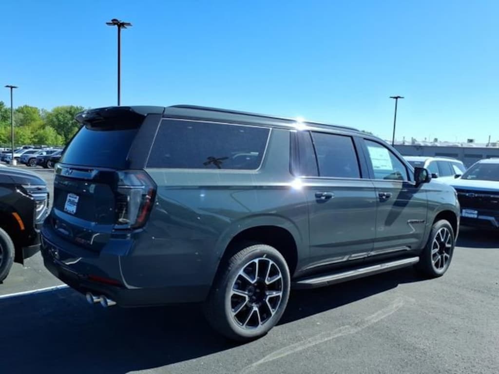 New 2026 Chevrolet Suburban RST SUV