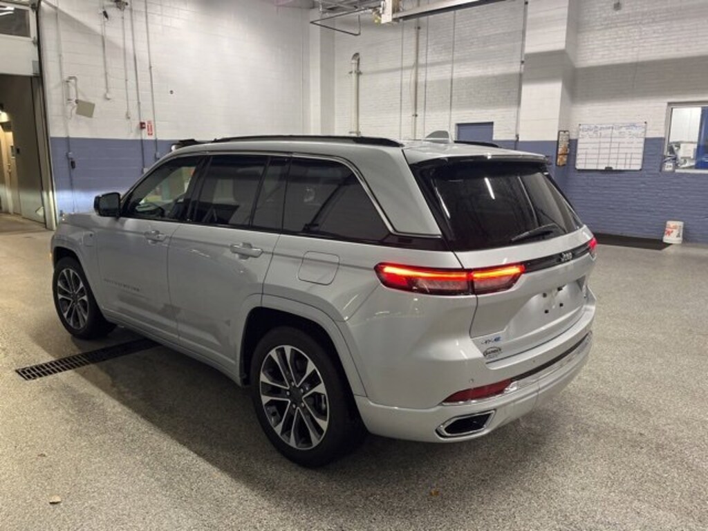 Used 2022 Jeep Grand Cherokee 4xe Overland 4x4 SUV