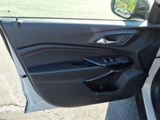 2026 Chevrolet Trax RS - Photo 12