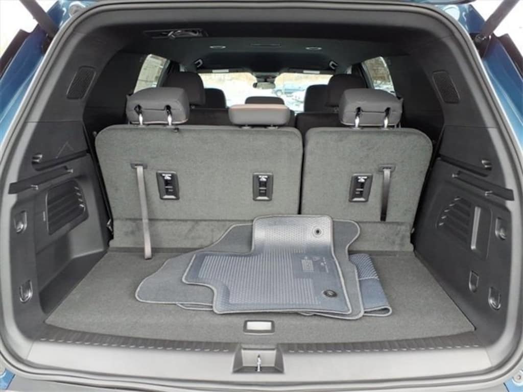 New 2026 Chevrolet Traverse LT SUV