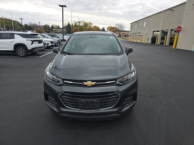 Used 2019 Chevrolet Trax LS with VIN 3GNCJKSB0KL374576 for sale in Frankfort, IL