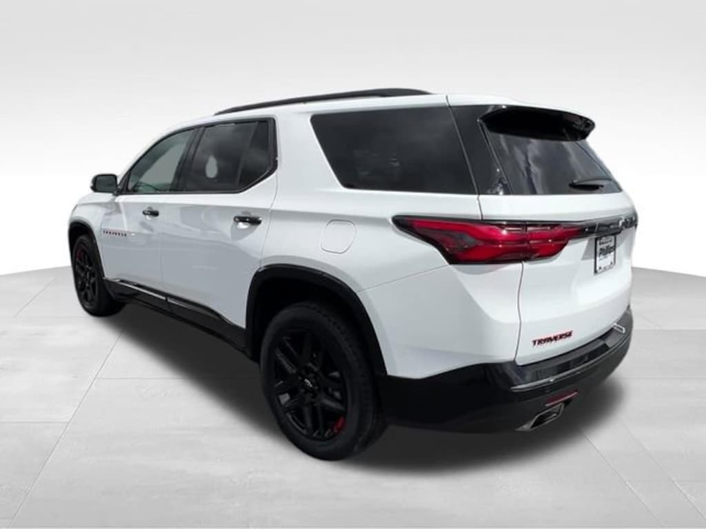 Used 2022 Chevrolet Traverse Premier SUV