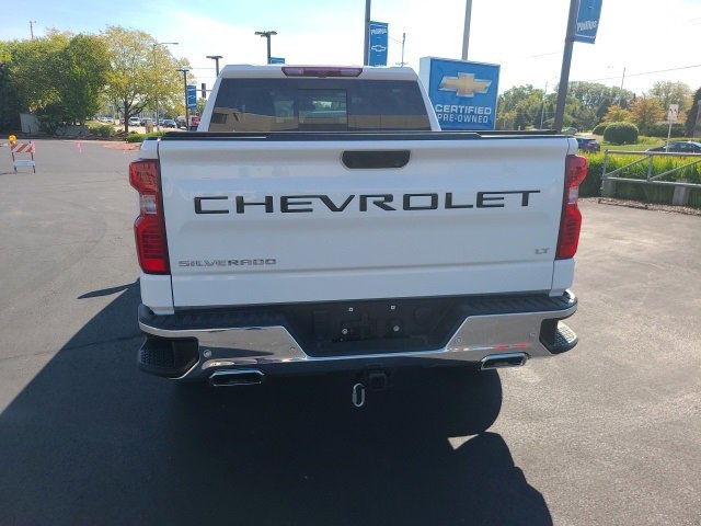 2024 Chevrolet Silverado 1500 LT photo 3