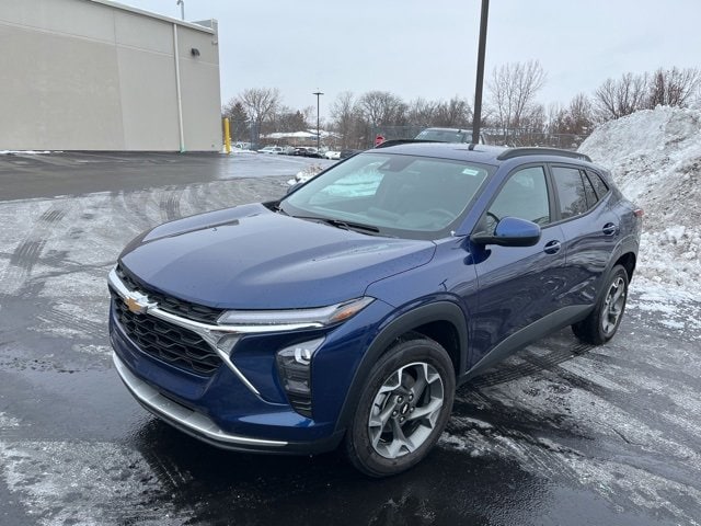 2024 Chevrolet Trax LT's photo