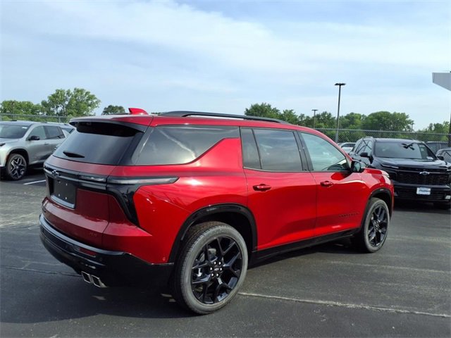 2026 Chevrolet Traverse RS photo 3