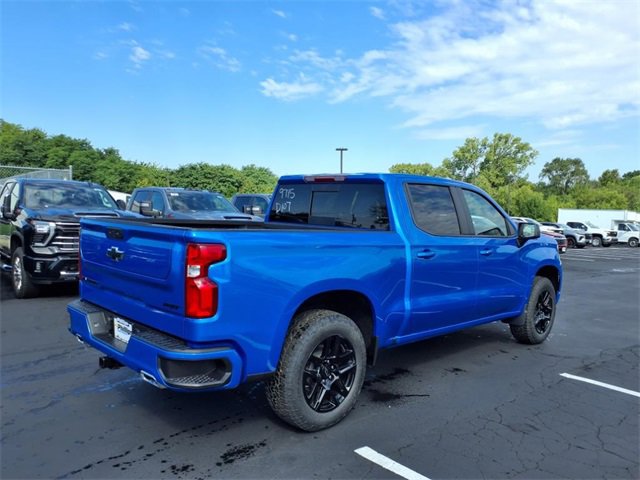 2026 Chevrolet Silverado 1500 RST photo 3