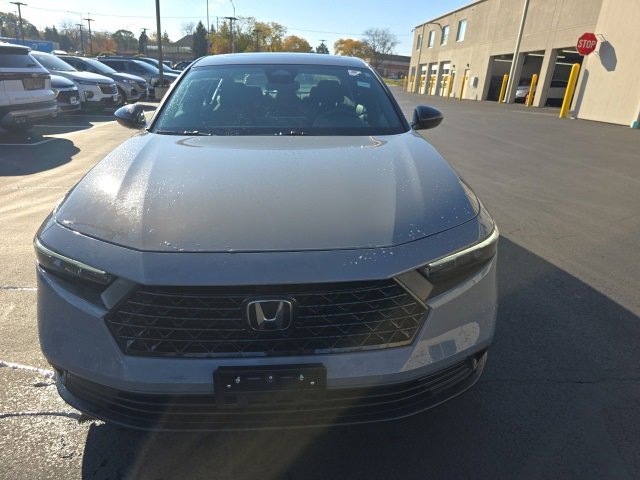 2025 Honda Accord Hybrid Sport photo 2