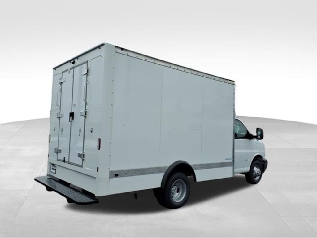 New 2025 Chevrolet Express Cutaway 3500 1WT Cutaway Van