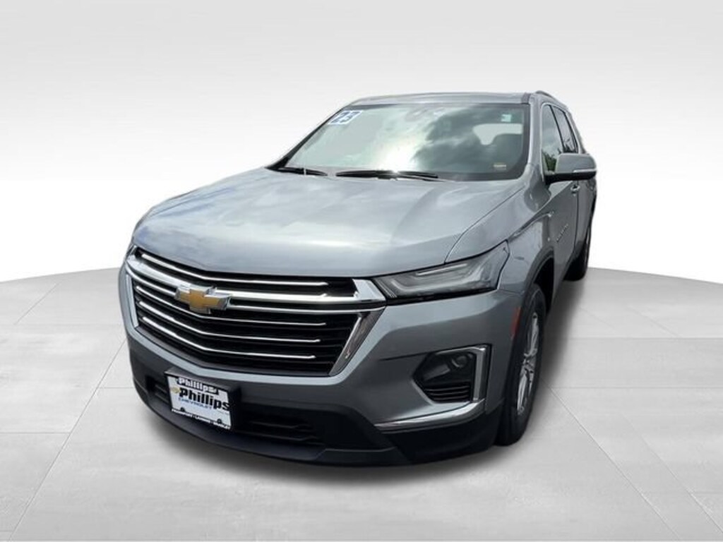 Used 2023 Chevrolet Traverse LT Cloth SUV