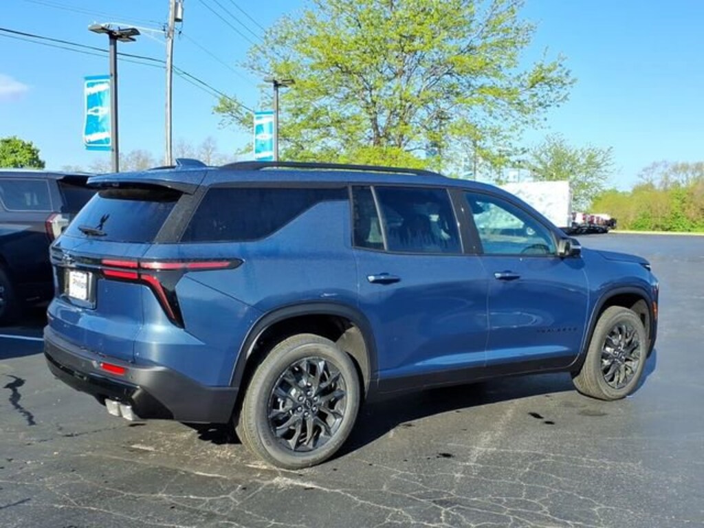New 2026 Chevrolet Traverse LT SUV