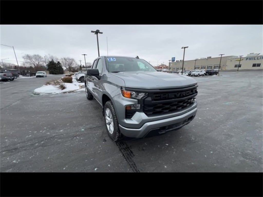 Used 2025 Chevrolet Silverado 1500 Custom Truck