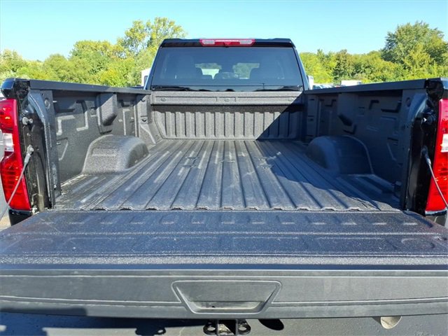 2026 Chevrolet Silverado 2500HD Custom photo 4