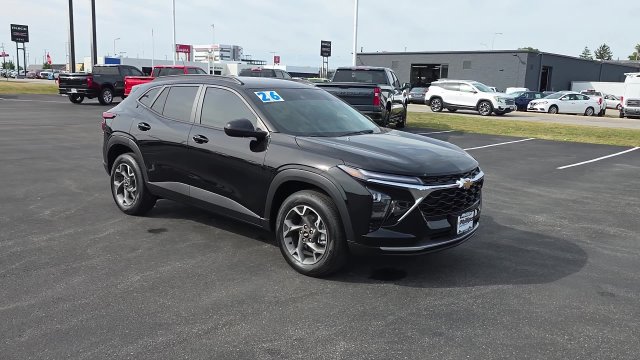 Used 2026 Chevrolet Trax LT SUV