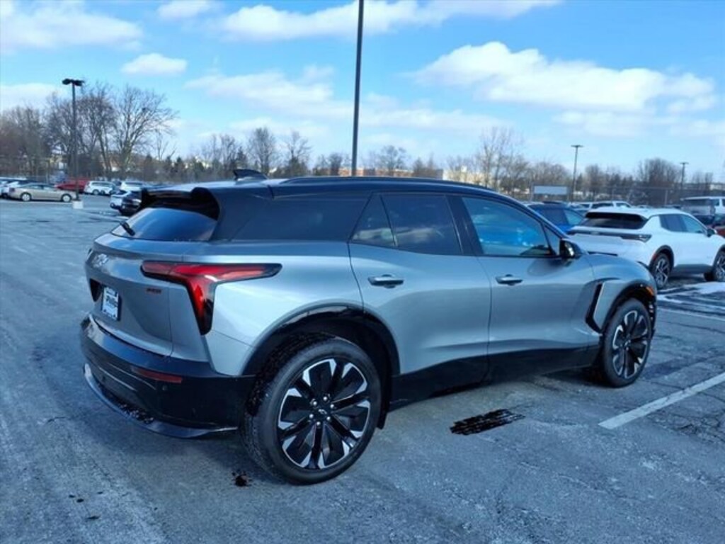 New 2025 Chevrolet Blazer EV RS SUV