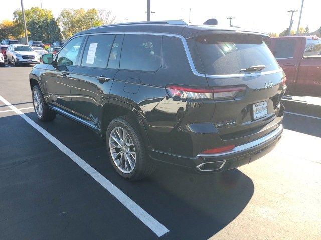 2023 Jeep Grand Cherokee L Summit photo 3