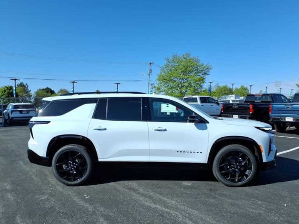 New 2026 Chevrolet Traverse RS SUV