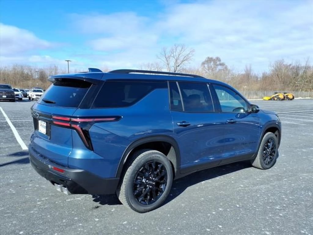 New 2026 Chevrolet Traverse LT SUV