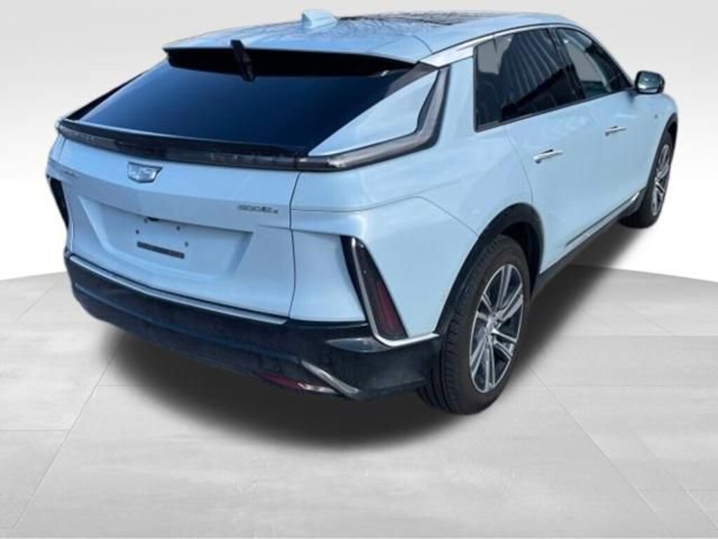 Used 2024 CADILLAC LYRIQ Luxury 1 SUV