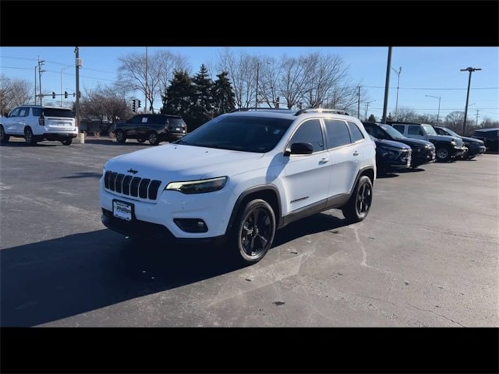 Used 2023 Jeep Cherokee Altitude Lux 4x4 SUV