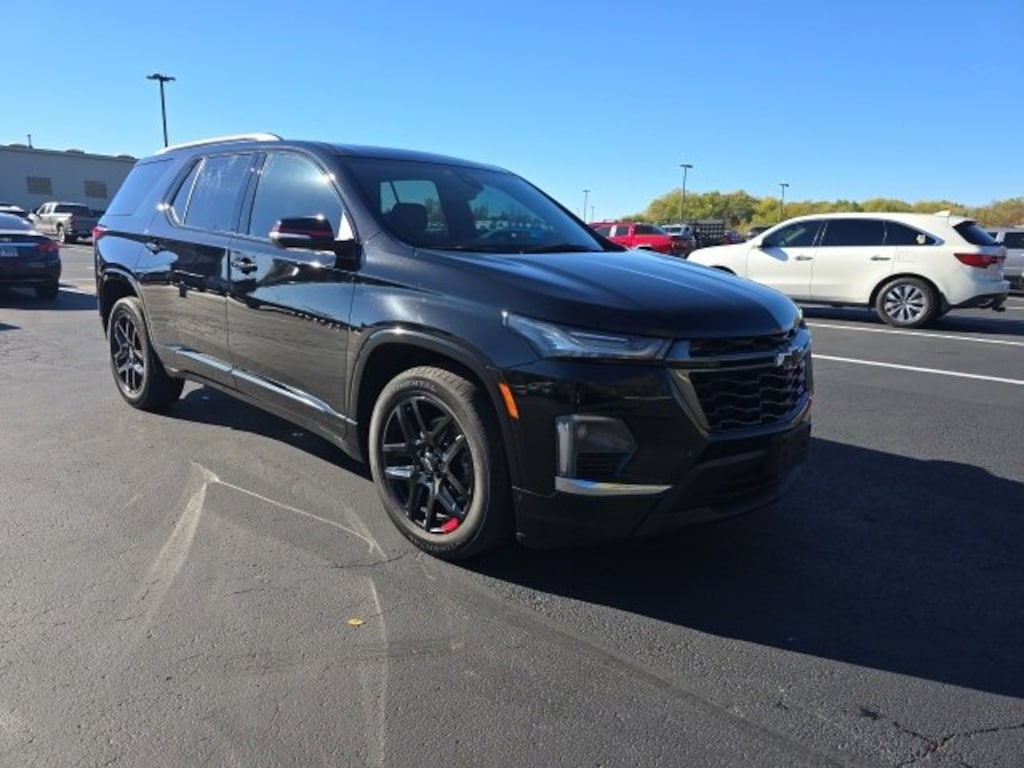 Used 2022 Chevrolet Traverse Premier SUV