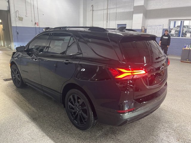 2022 Chevrolet Equinox RS photo 3