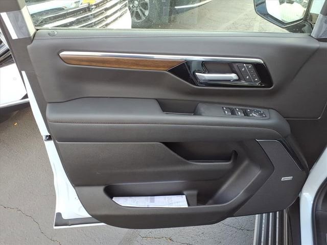 2026 Chevrolet Suburban High Country - Photo 12
